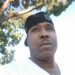 Meet your Posher, Pierre